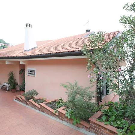 Gio - Terrazza Nel Blu 度假居